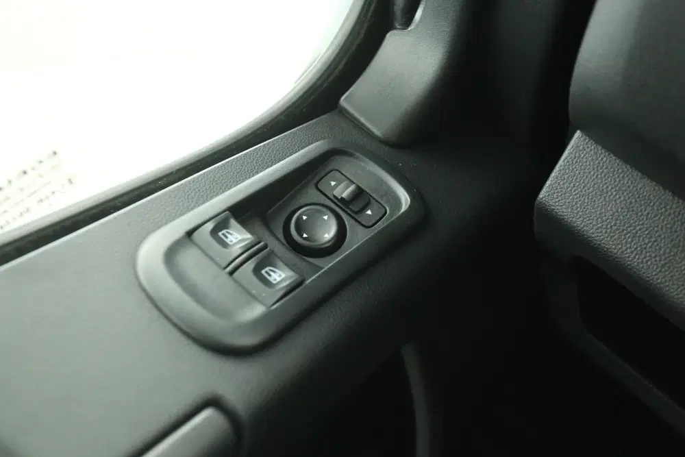 Opel Movano 2.3 Turbo L2H2 uit 2020, foto 18