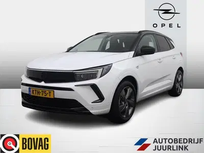 Opel Grandland 1.6 Turbo Plug-In Hybrid 4x4 GSe 300pk 360 uit 2023