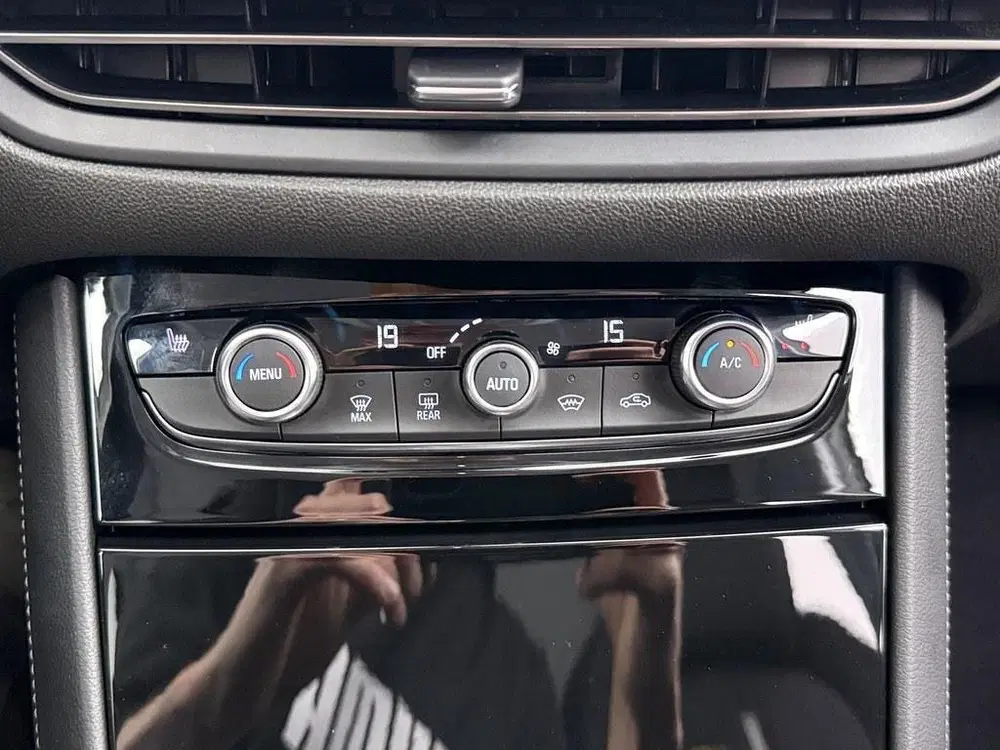 Opel Grandland 1.6 Turbo Plug-In Hybrid 4x4 GSe 300pk 360 uit 2023, foto 14