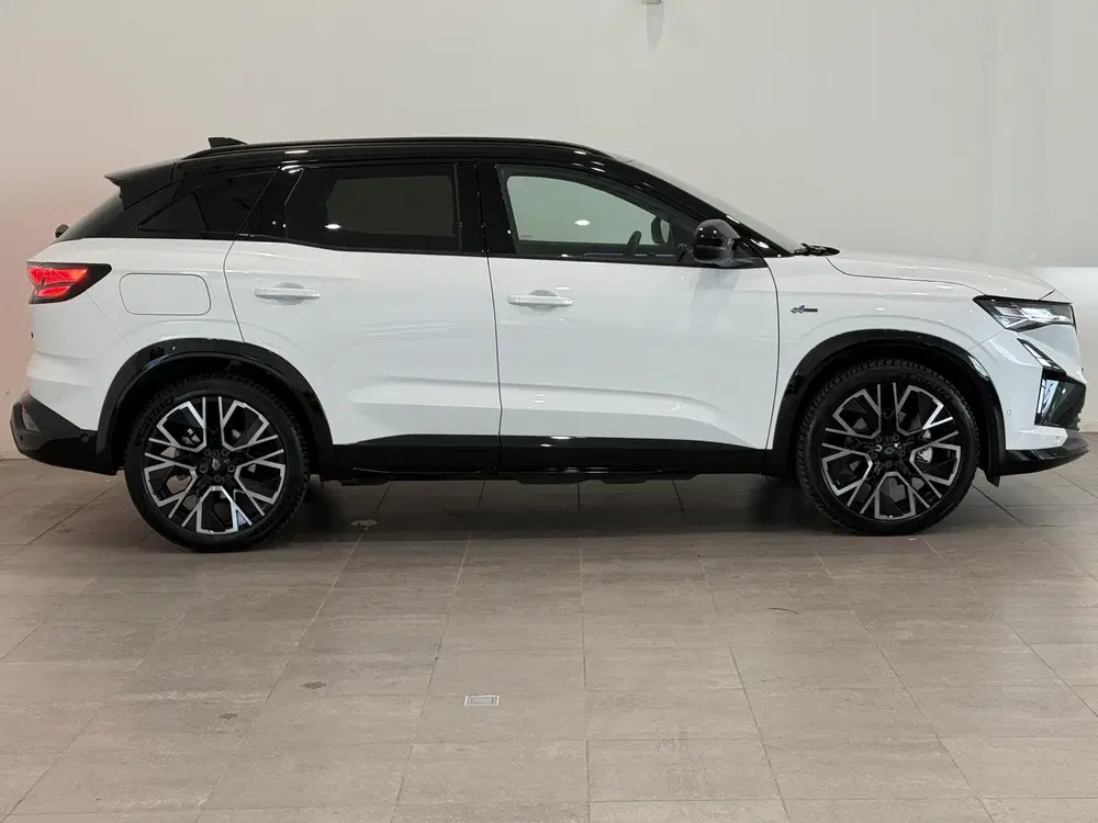 Renault Austral 1.2 E-Tech Full Hybrid 200 Esprit Alpine uit 2025, foto 19