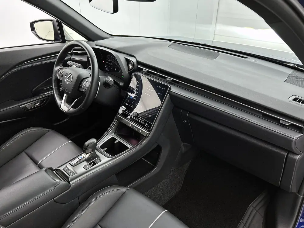 Lexus LBX Relax 2WD uit 2024, foto 6