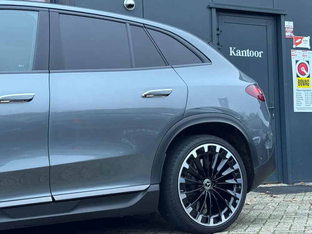 Mercedes-Benz EQE SUV 350+ AMG Line 91 kWh uit 2023, foto 9