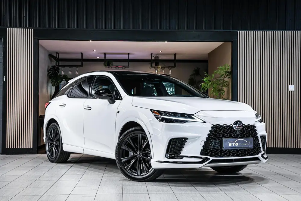 Lexus RX 500h F Sport Line uit 2023, foto 3