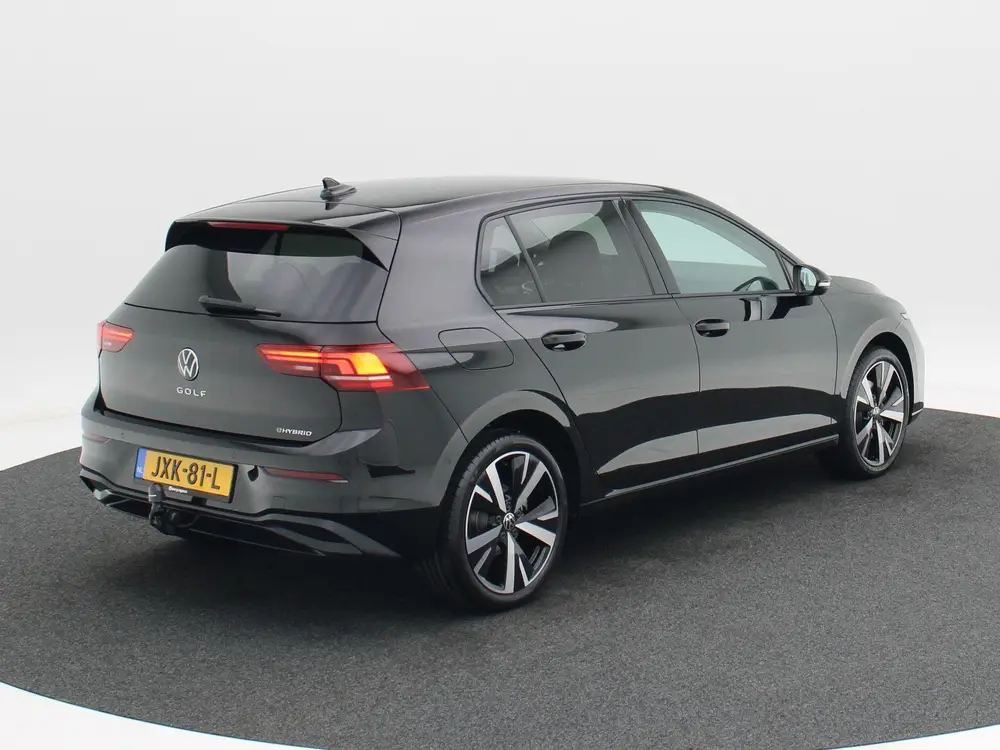 Volkswagen Golf Life Edition 1.5 eHybrid 204 PK | Trekhaak | uit 2026, foto 2