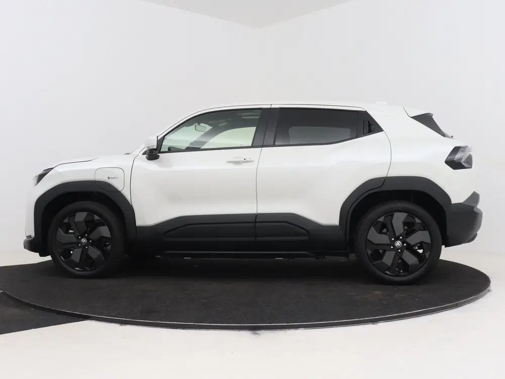Toyota Urban Cruiser Executive 61 kWh I Navigatie I 360 grad uit 2026, foto 3