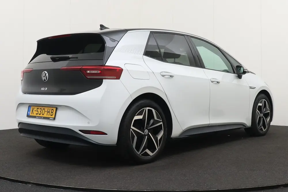 Volkswagen ID.3 First Plus 58 kWh (94% SOH) Afn.Trekhaak Car uit 2020, foto 2
