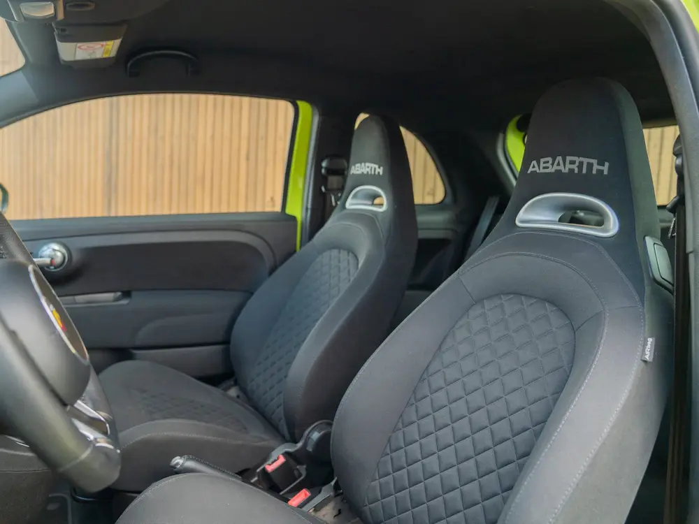 Abarth 595 Turismo 70th Anniversary (bj 2020) uit 2020, foto 10
