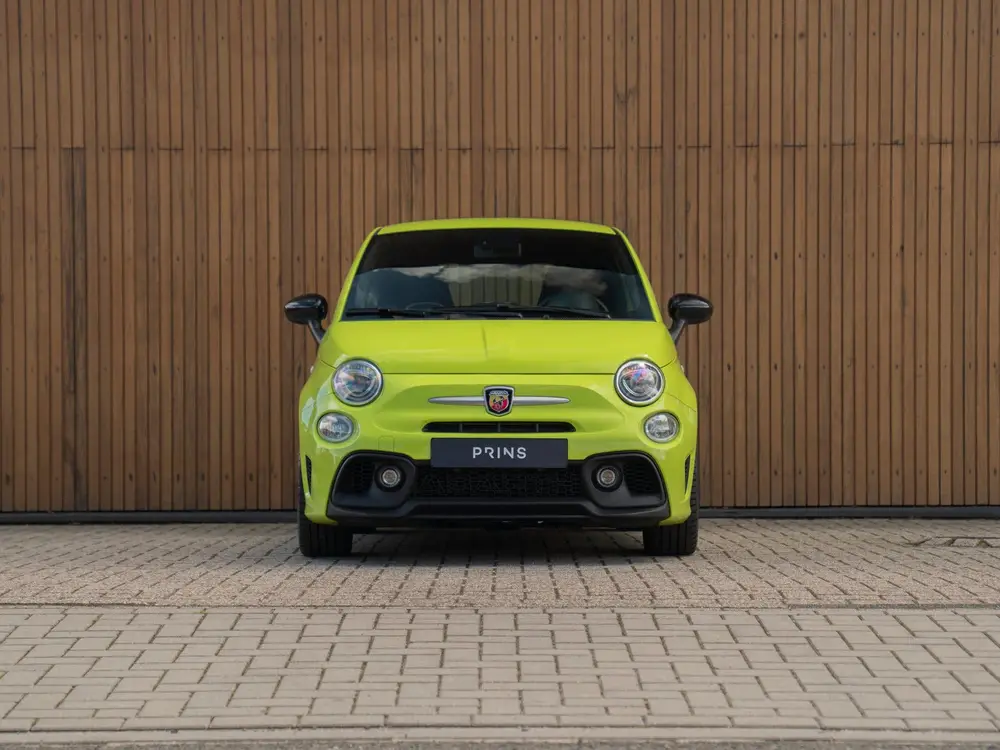 Abarth 595 Turismo 70th Anniversary (bj 2020) uit 2020, foto 2