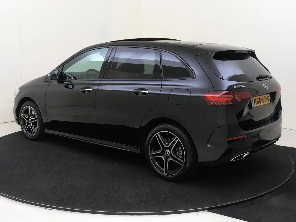 Mercedes-Benz B-Klasse 250 e Business Solution AMG Panoramad uit 2025, foto 3