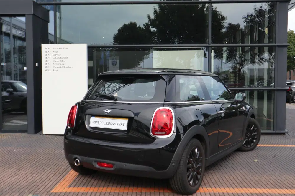 Mini One One uit 2020, foto 2