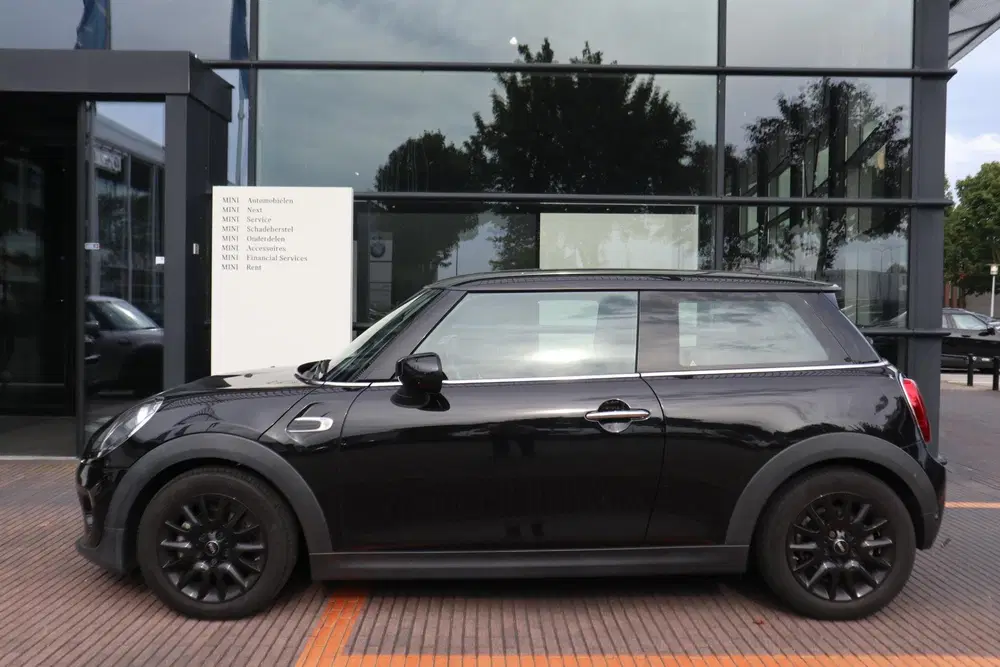 Mini One One uit 2020, foto 3