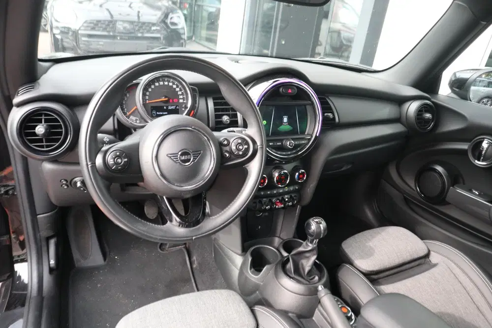 Mini One One uit 2020, foto 4