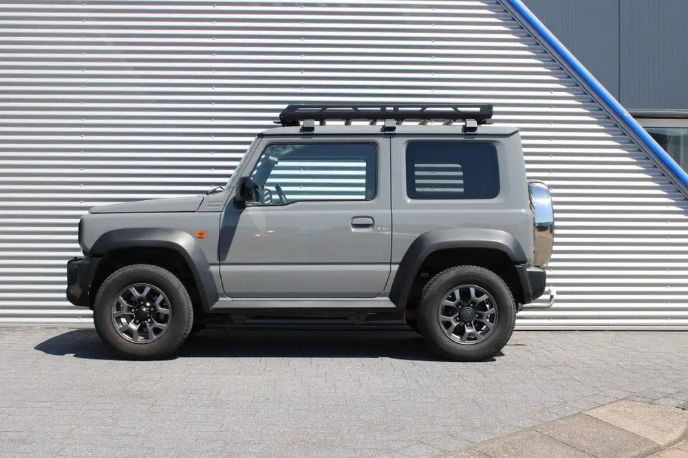 Suzuki Jimny 1.5 Stijl | 4x4 | AllGrip | 4 Persoons | Roofra uit 2019, foto 5