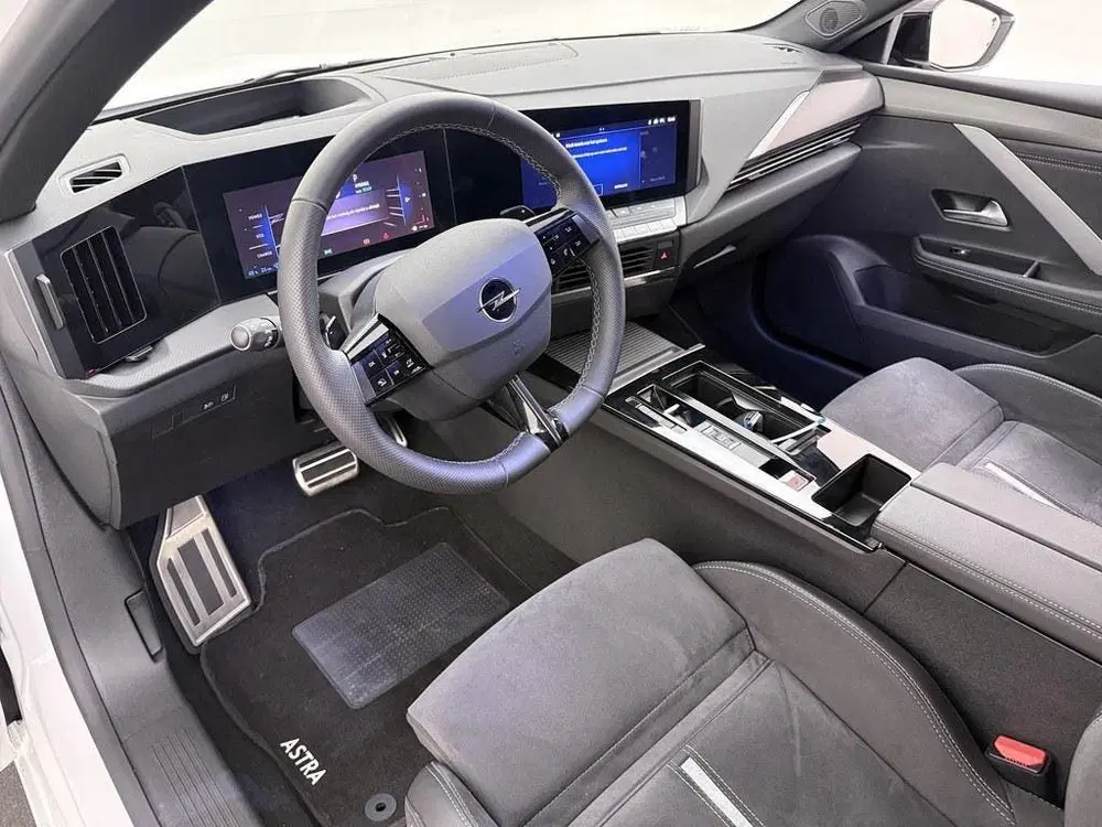 Opel Astra 1.6 Turbo Plug In Hybrid GSe 225pk Hud uit 2025, foto 3