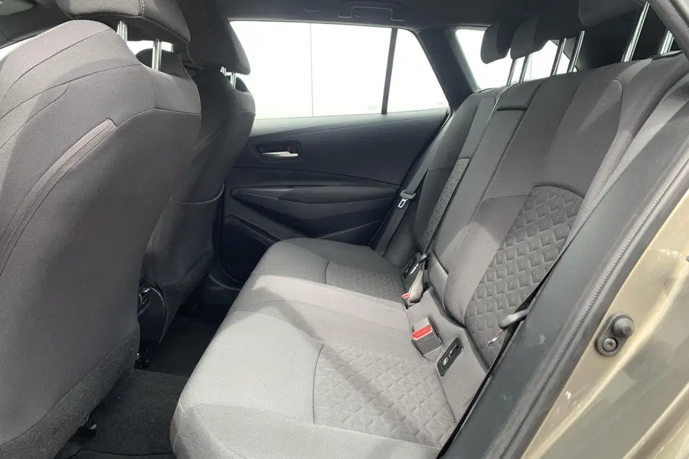 Toyota Corolla 1.8 Hybrid Active uit 2021, foto 8