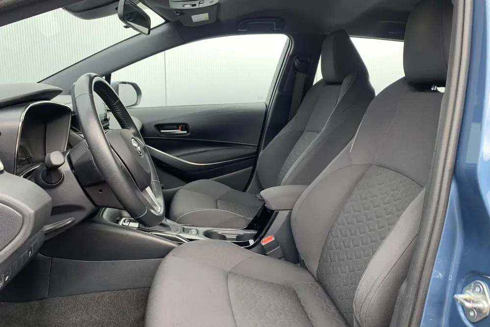 Toyota Corolla 1.8 Hybrid Active uit 2022, foto 7