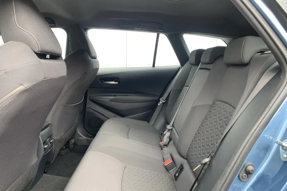 Toyota Corolla 1.8 Hybrid Active uit 2022, foto 8