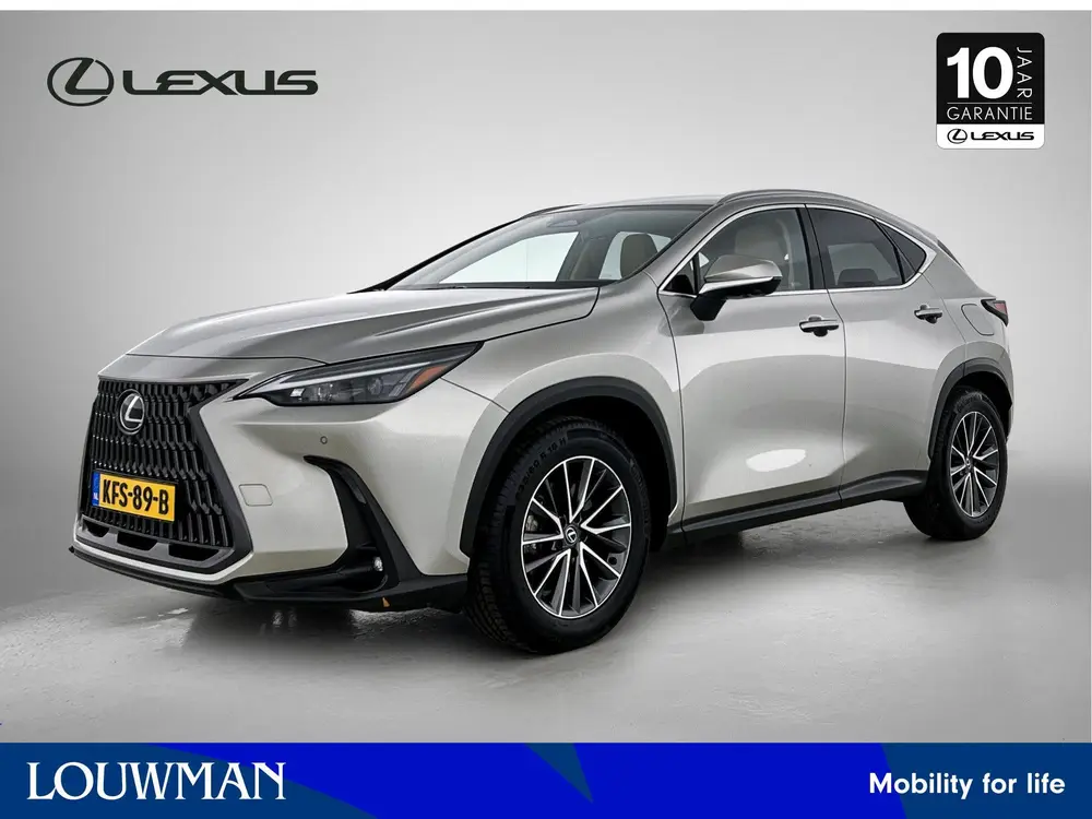 Lexus NX 450h+ AWD Luxury Line uit 2024