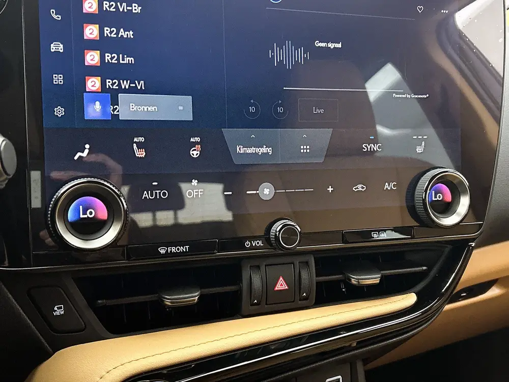 Lexus NX 450h+ AWD Luxury Line uit 2024, foto 9