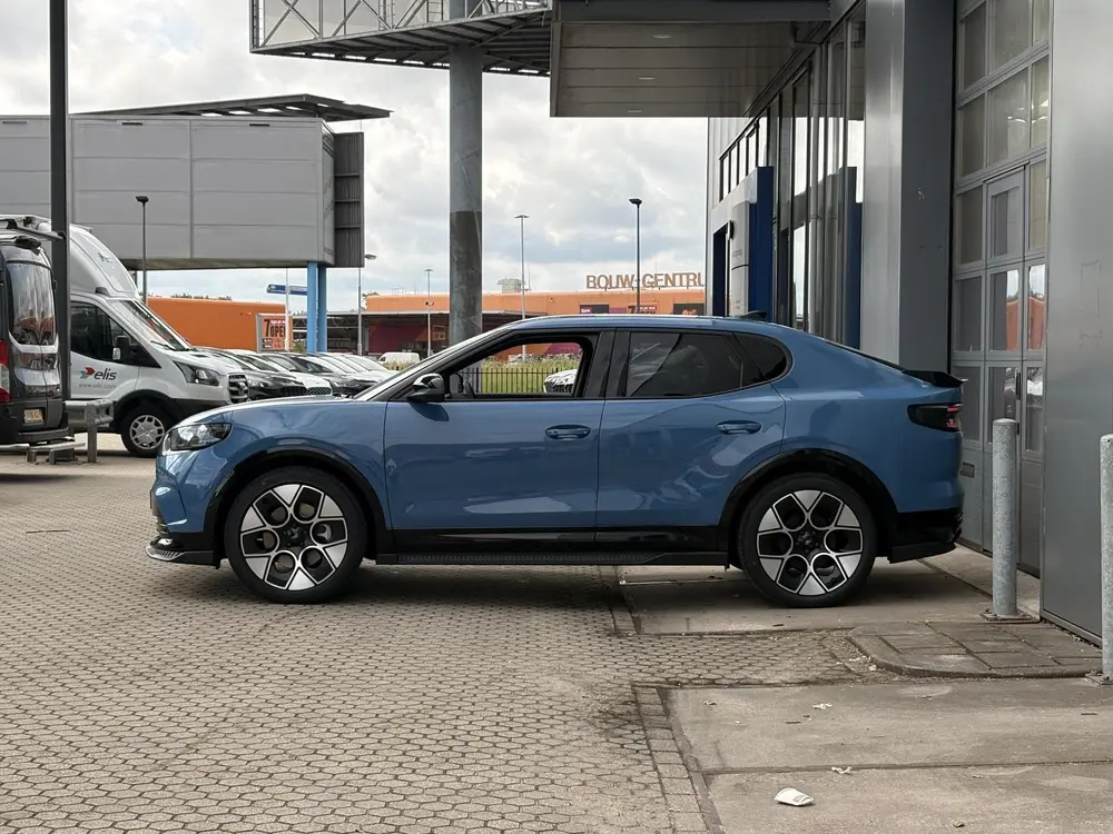 Ford Capri Collection Extended Range RWD 79 kWh UIT V uit 2026, foto 10