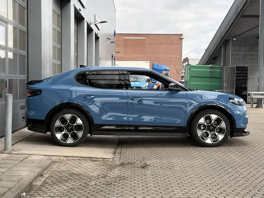 Ford Capri Collection Extended Range RWD 79 kWh UIT V uit 2026, foto 9
