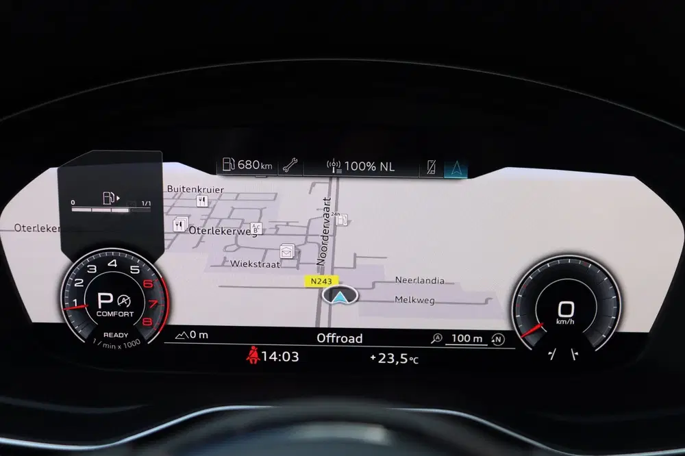 Audi A4 orgNL uit 2023, foto 12