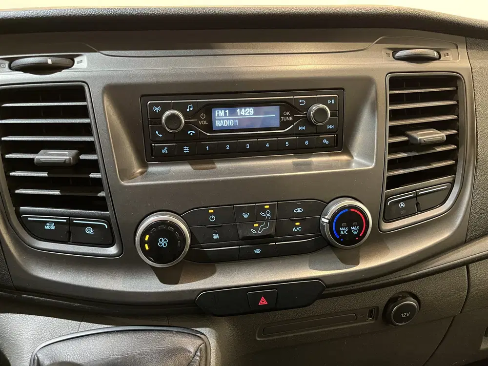 Ford Transit 350 2.0 TDCI L2 Trend RWD Open Laadbak uit 2020, foto 11