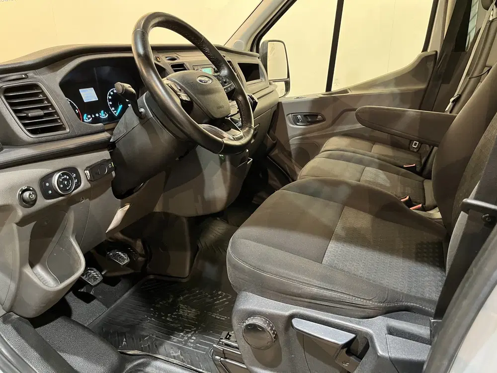 Ford Transit 350 2.0 TDCI L2 Trend RWD Open Laadbak uit 2020, foto 5