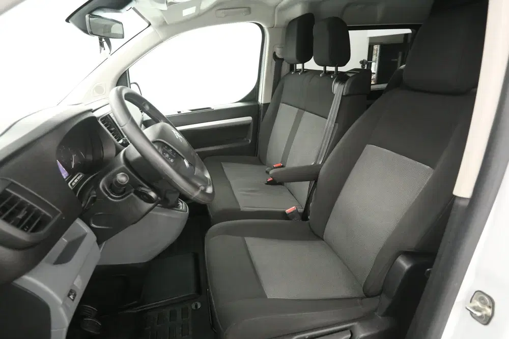 Citroën Jumpy 2.0 BlueHDI 145PK L3H1 uit 2023, foto 10