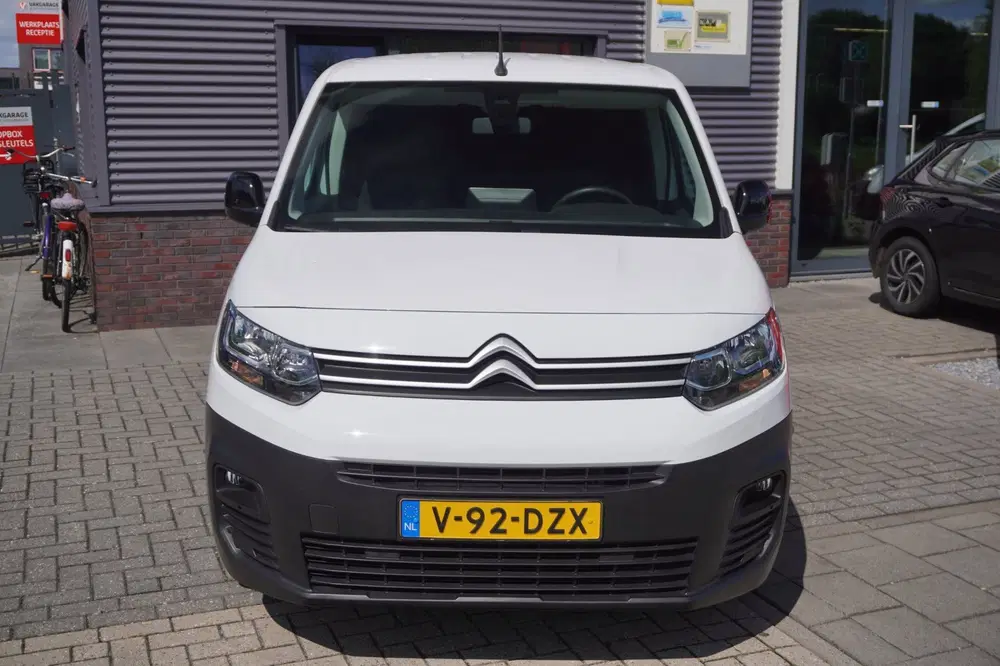 Citroën Berlingo Citroen Berlingo 1.5 BlueHDi 100 S&S L1 uit 2024, foto 12