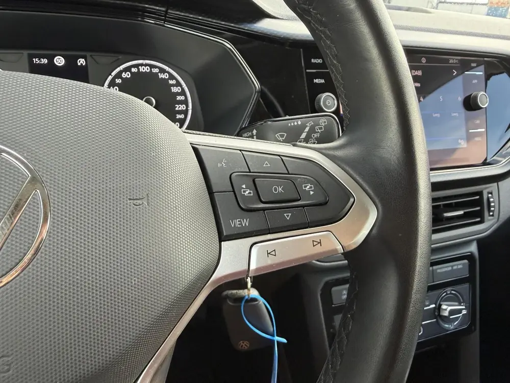 Volkswagen T-Cross 1.0 TSI Life | LED | CarPlay | Adaptive C uit 2023, foto 11