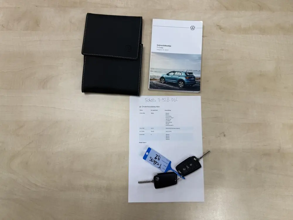 Volkswagen T-Cross 1.0 TSI Life | LED | CarPlay | Adaptive C uit 2023, foto 7