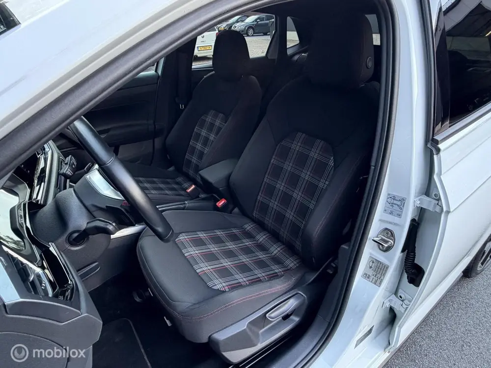 Volkswagen Polo 2.0 TSI GTI DSG TOPSTAAT! CLIMA*CARPLAY*ADAB uit 2019, foto 6
