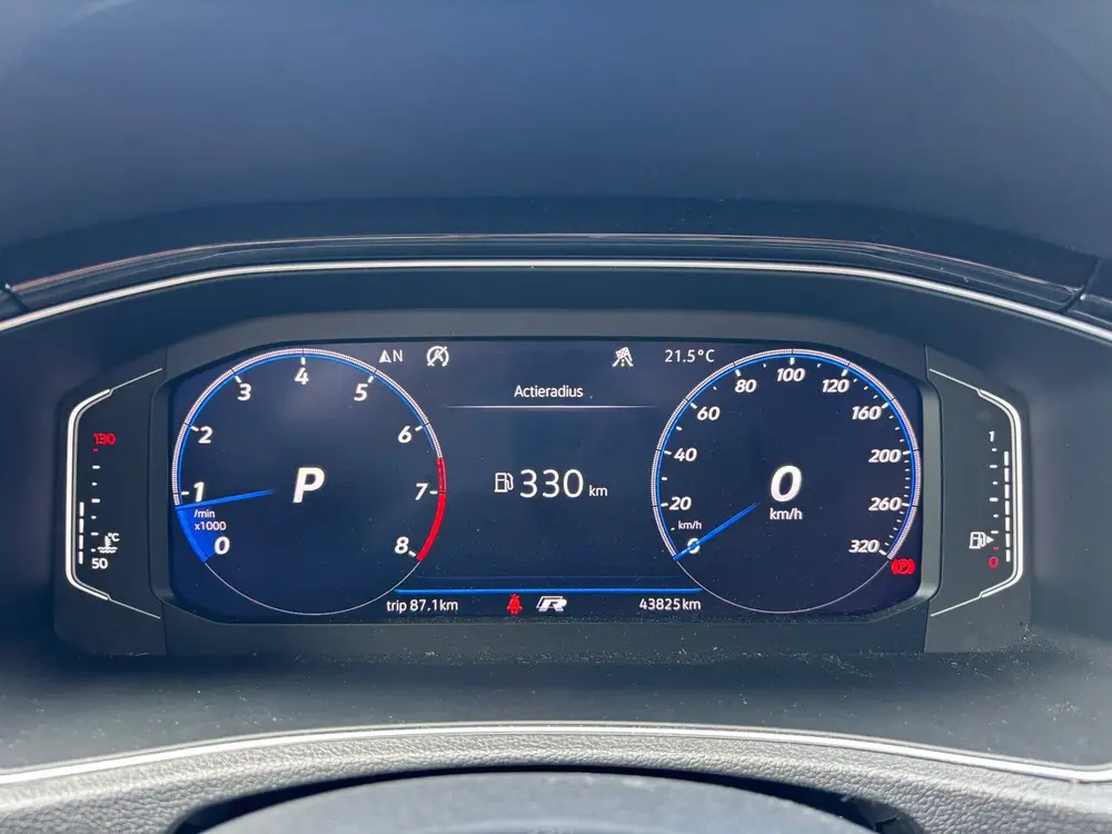 Volkswagen T-ROC 2.0 TSI 4Motion R Pano Beats uit 2020, foto 17