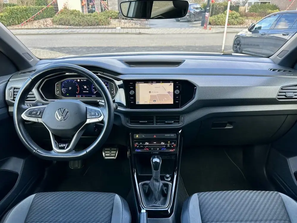 Volkswagen T-Cross 1.0 TSI R-Line 110PK DSG Automaat Camera uit 2022, foto 19