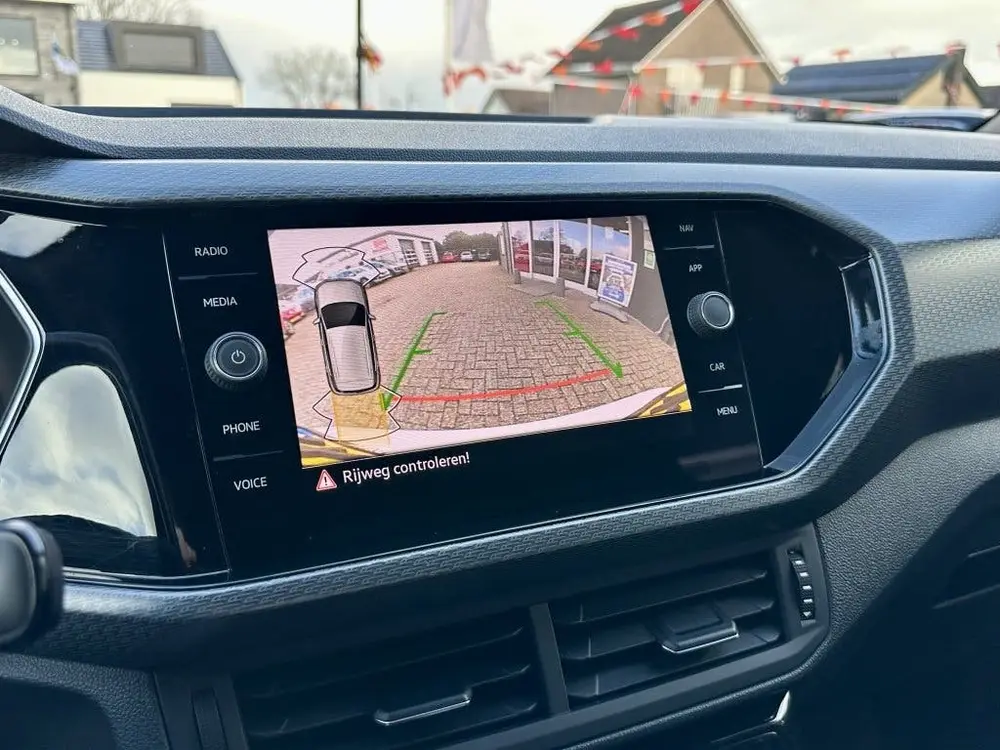 Volkswagen T-Cross 1.0 TSI R-Line 110PK DSG Automaat Camera uit 2022, foto 7