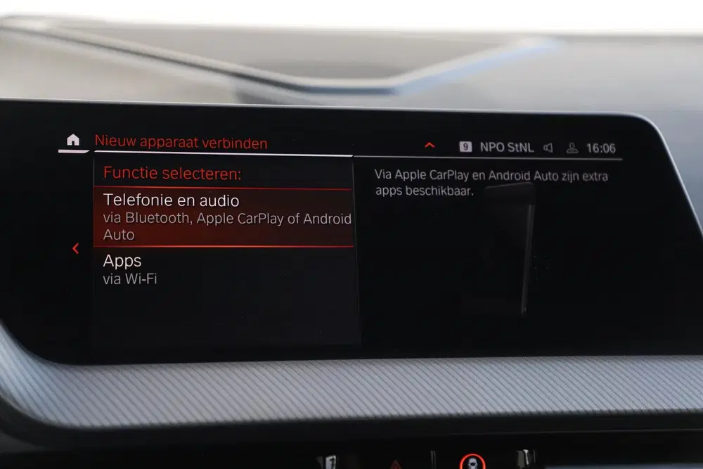 BMW 1-serie 118i Business Edition M Sport Automaat Bla uit 2022, foto 18