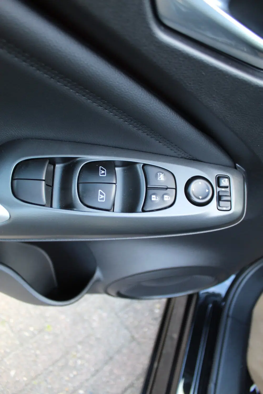 Nissan Juke 1.0 114 pk DIG-T N-Connecta Nieuwste Model uit 2024, foto 7
