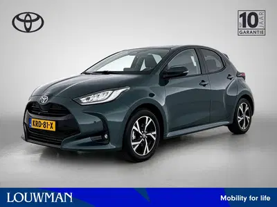 Toyota Yaris 1.5 Hybrid 115 First Edition Comfort Pack uit 2025