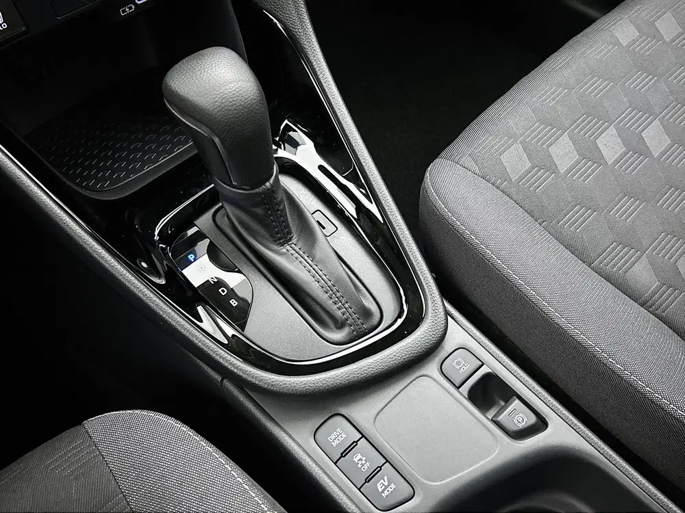 Toyota Yaris 1.5 Hybrid 115 First Edition Comfort Pack uit 2025, foto 11