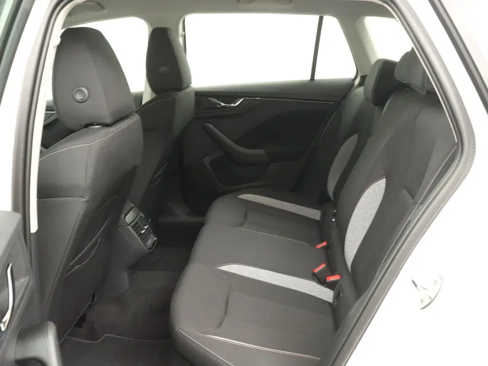 Skoda Kamiq 1.0 TSI Selection uit 2024, foto 8