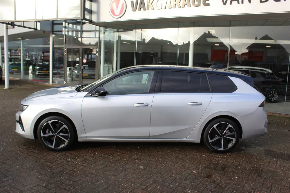 Opel Astra 1.2 Turbo GS Line uit 2024, foto 4