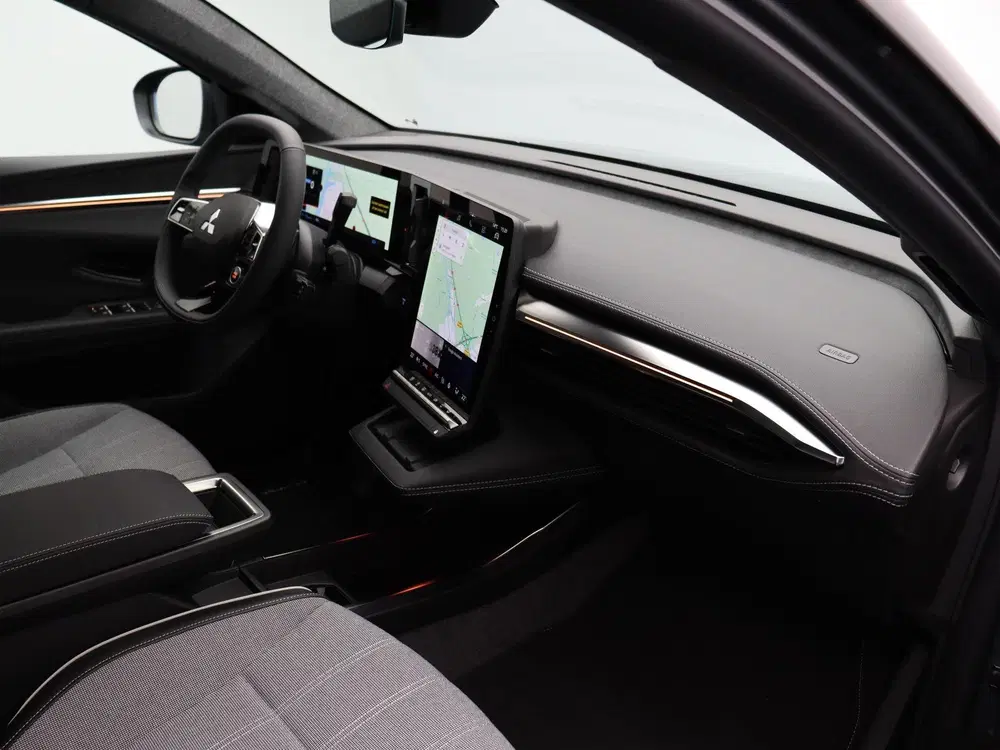 Mitsubishi Eclipse Cross Instyle 87 kWh uit 2025, foto 14