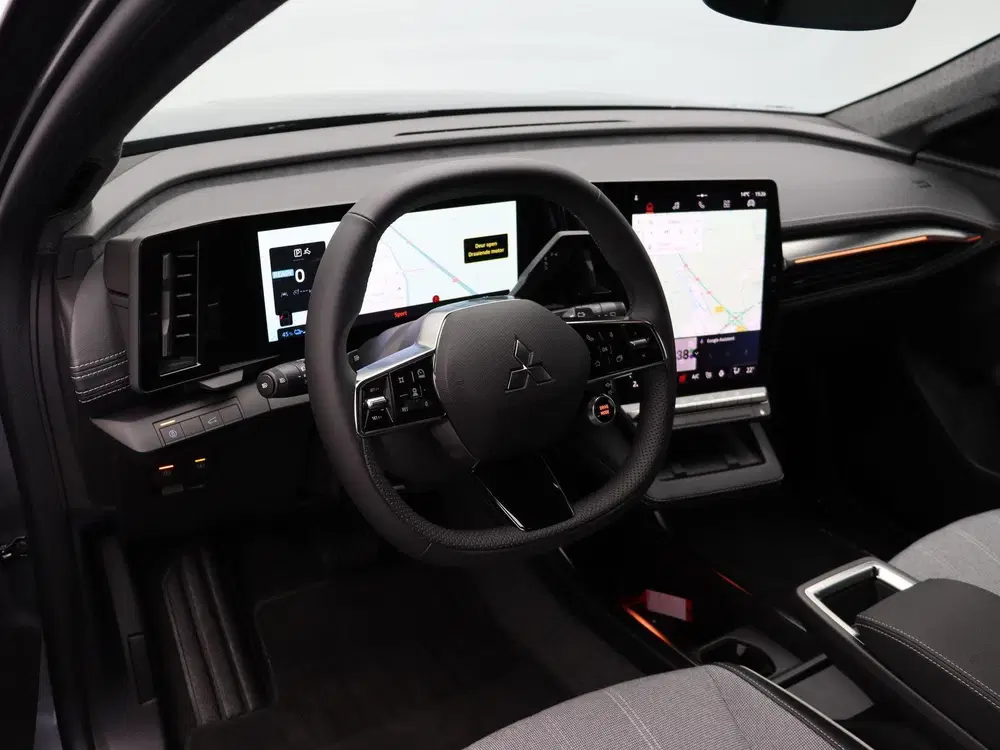 Mitsubishi Eclipse Cross Instyle 87 kWh uit 2025, foto 19
