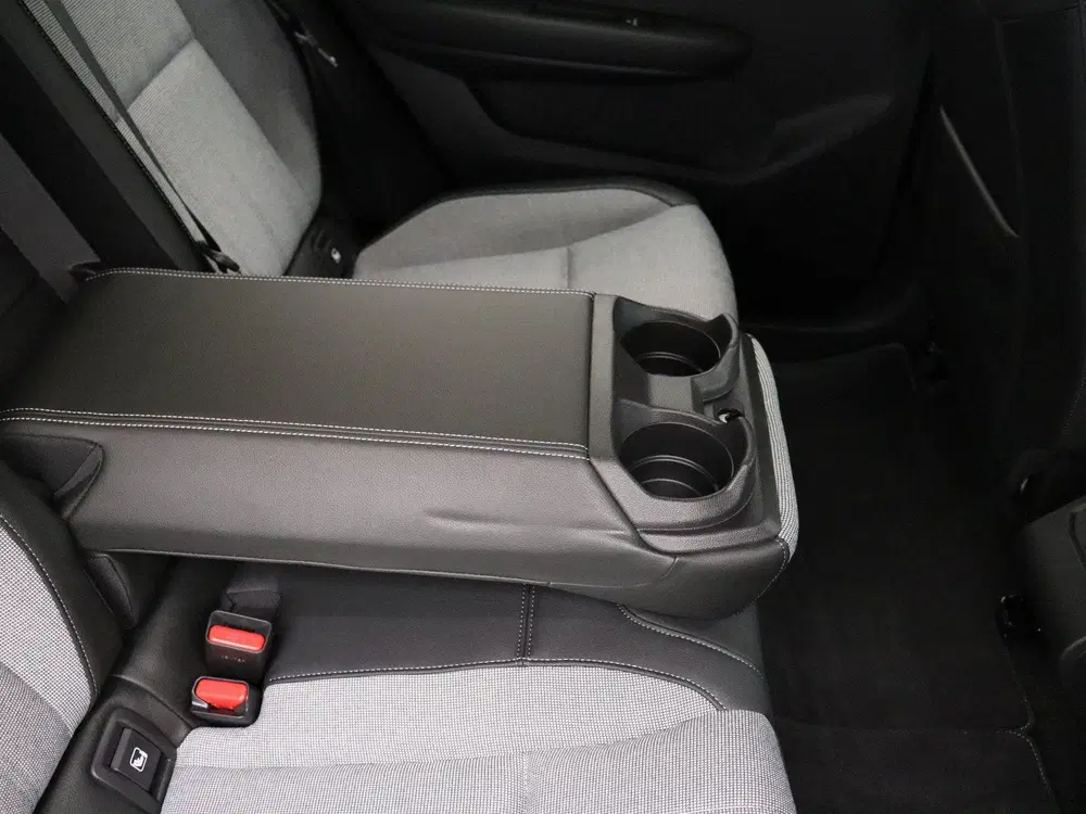 Mitsubishi Eclipse Cross Instyle 87 kWh uit 2025, foto 4