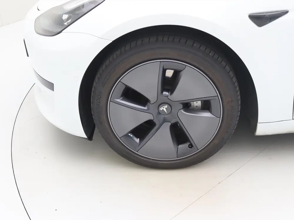 Tesla Model 3 Standard RWD Plus FACELIFT 90 uit 2021, foto 12