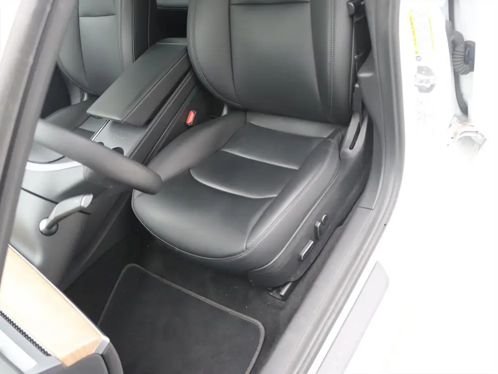 Tesla Model 3 Standard RWD Plus FACELIFT 90 uit 2021, foto 18