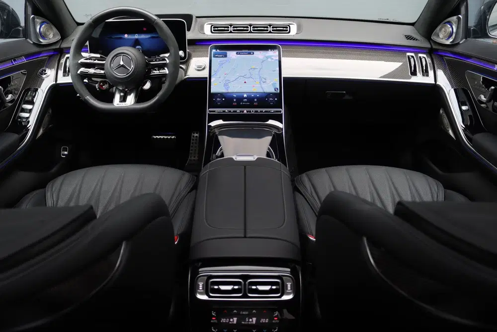 Mercedes-Benz S-Klasse AMG 63 S E Performance uit 2025, foto 2