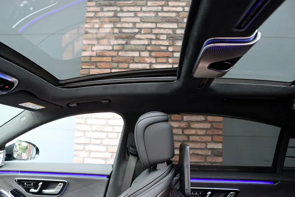 Mercedes-Benz S-Klasse AMG 63 S E Performance uit 2025, foto 4