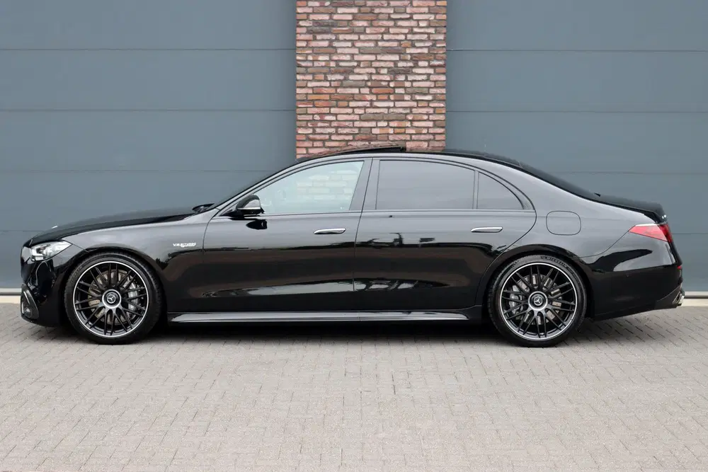 Mercedes-Benz S-Klasse AMG 63 S E Performance uit 2025, foto 9